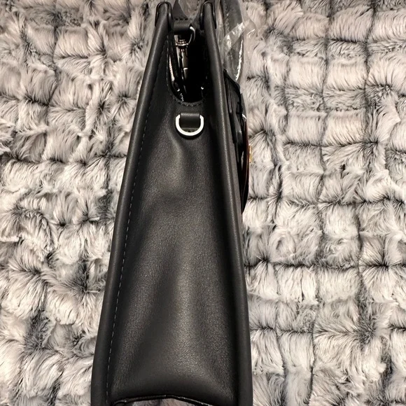 MCM  *NEW WITH TAGS *Himmel Tote Bag In Natural-Tone Soft Nappa - Picture 12 of 14